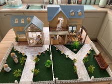 Sylvanian Families Courtyard Restaurant & Bluebell cottage and gardens OOAK