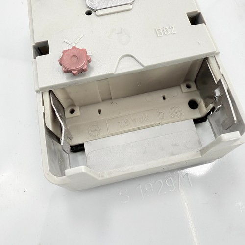 DDR Küchenuhr Weimar Quartz Wanduhr Kunststoff Funktioniert Batteriebetrieben - Bild 8 von 9