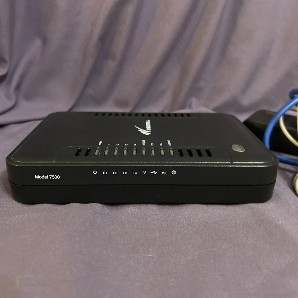 Westell Router 7500  A90-75002-07 with Power Adapter Phone Line Ethernet Cable - Image 4 of 4