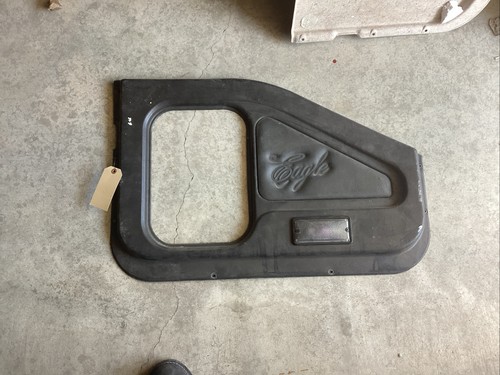 3521423c2 INTERNATIONAL 1 DOOR PANEL Right Side