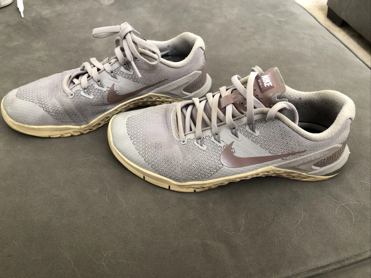 Nike Metcon 4 LM Grey Brown Women Size 9 Used
