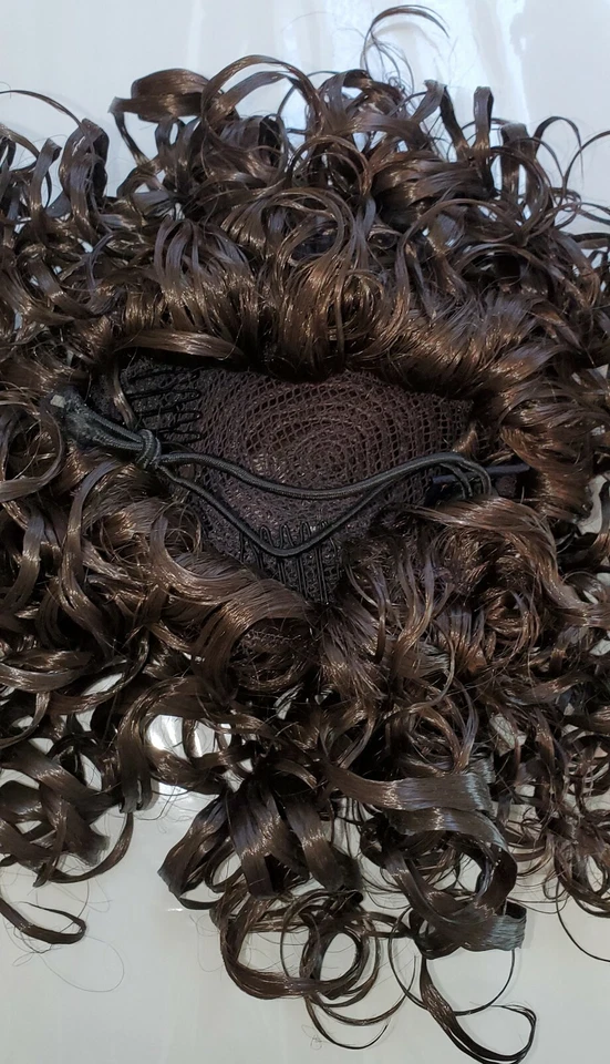 卷发中号棕色马尾辫发片。 仅使用一次 — 第 2/2 张图片