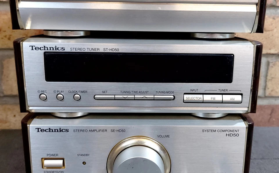 TECHNICS SE-HD50 Verstärker, ST-HD50 Tuner & RS-HD70 Kassettendeck, Stack System - Bild 4 von 4