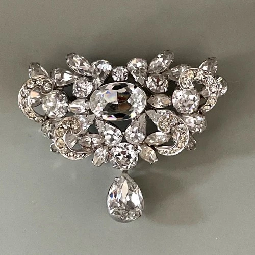 Vtg Weiss Clear Rhinestone Brooch Teardrop Dangle Silver-Tone Costume Jewelry
