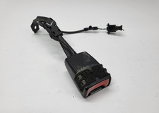 Audi A3 8P   Gurtschloss Gurt Schloss vorne links Fahrersitz  8P0857755F   (05)