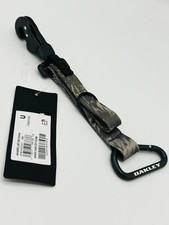 NEW OAKLEY KEYCHAIN LANYARD CLAW CARABINER DARK GRAY CAMOUFLAGE METAL MILITARY