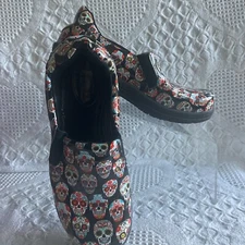 Easy Works Easy Street Nurse Clogs Shoes Sugar Skulls Day Of The Dead Size 6 M