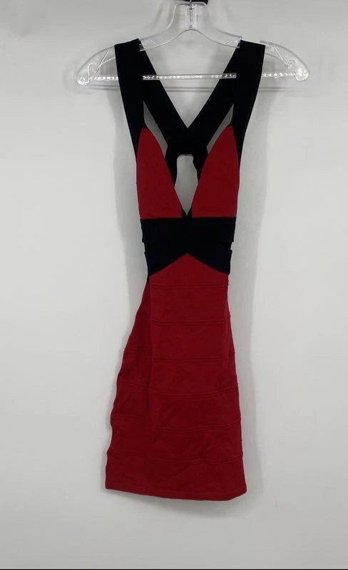Robe Elegant Moments Halter Résille Rouge – Mini, Nuisette, Taille Unique, Neuve