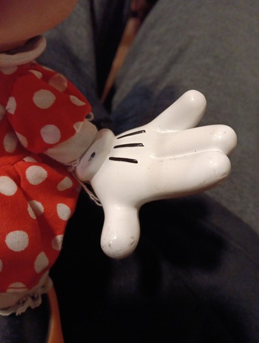 Applause Disney Posable Minnie Mouse Vinyl 9” Doll with Cloth Dress SCRATCHES  - 第 7/7 張圖片