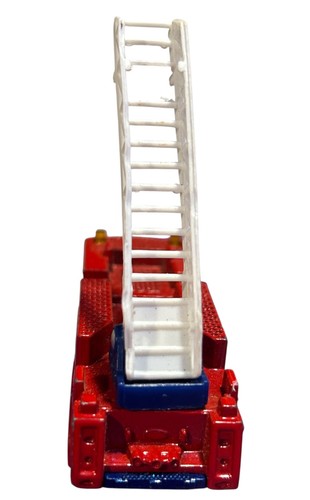 Matchbox Diecast Mississippi Delta Fire Engine Truck 1:64 Red Vintage 1982 - Picture 2 of 5
