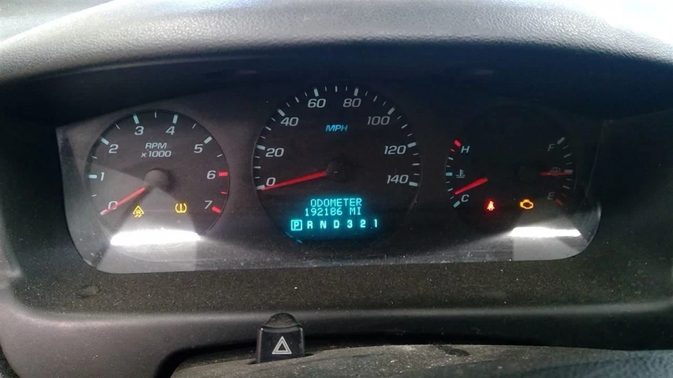 Chevrolet Impala 2008 Grille Front 2208 Foto 3 de 4