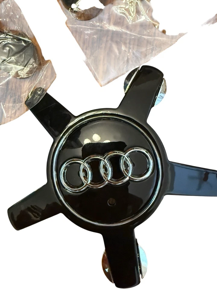 Tapacubos de llantas de aleación negra 4 x 150 mm 4F0601165N Foto 4 de 4