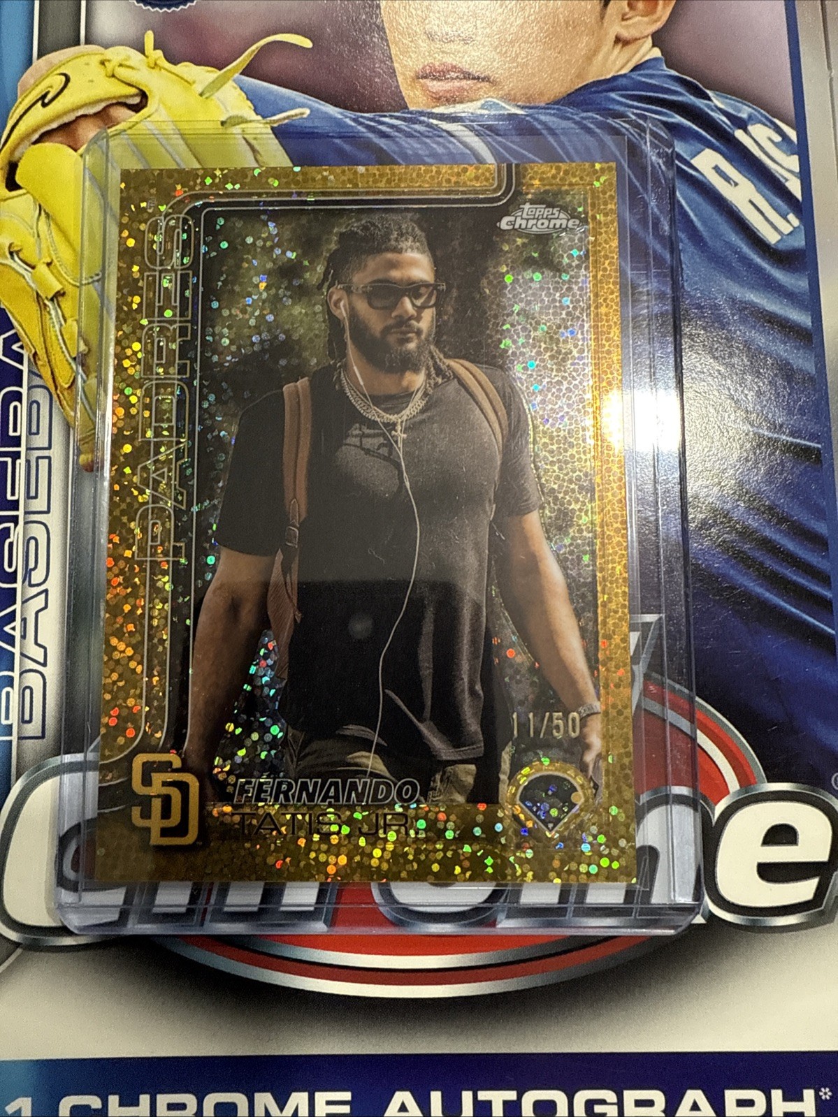 2025 Topps Chrome Fernando Tatis Jr. #159 Image Variation Gold Sparkle 11/50 SSP