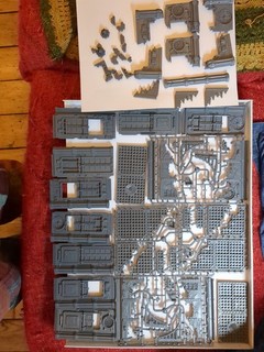 #101 Warhammer Geländeszenerie 40k BattleZone Manufactorum Sanctum Administratus