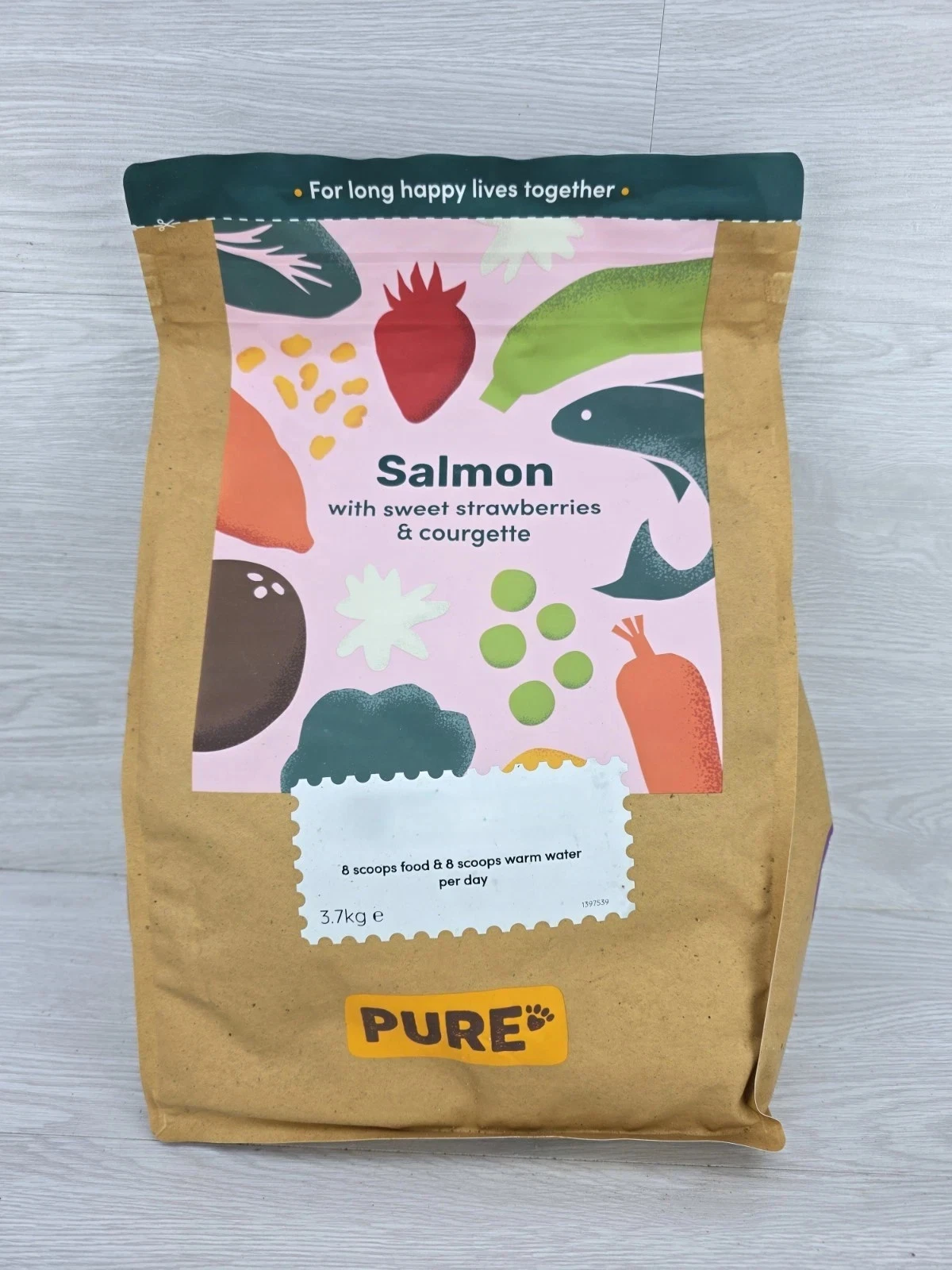 Pure Pet Dog Food Salmon Sweet Strawberry's Courgette 3.7 kg 28/12/2026 NEW
