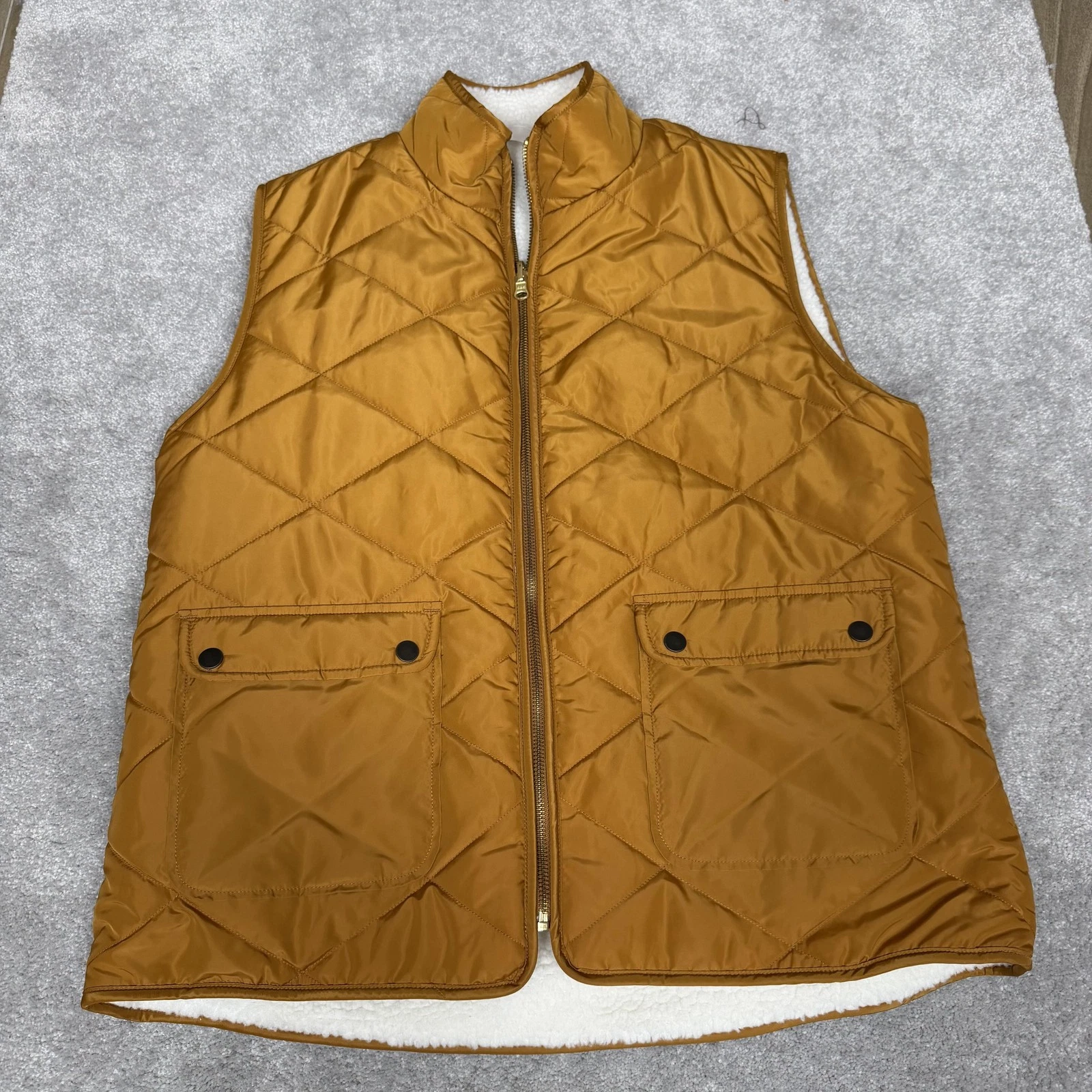BKE Vest Mens Large Brown Quilted Reversible Sherpa Fleece Lined Pockets