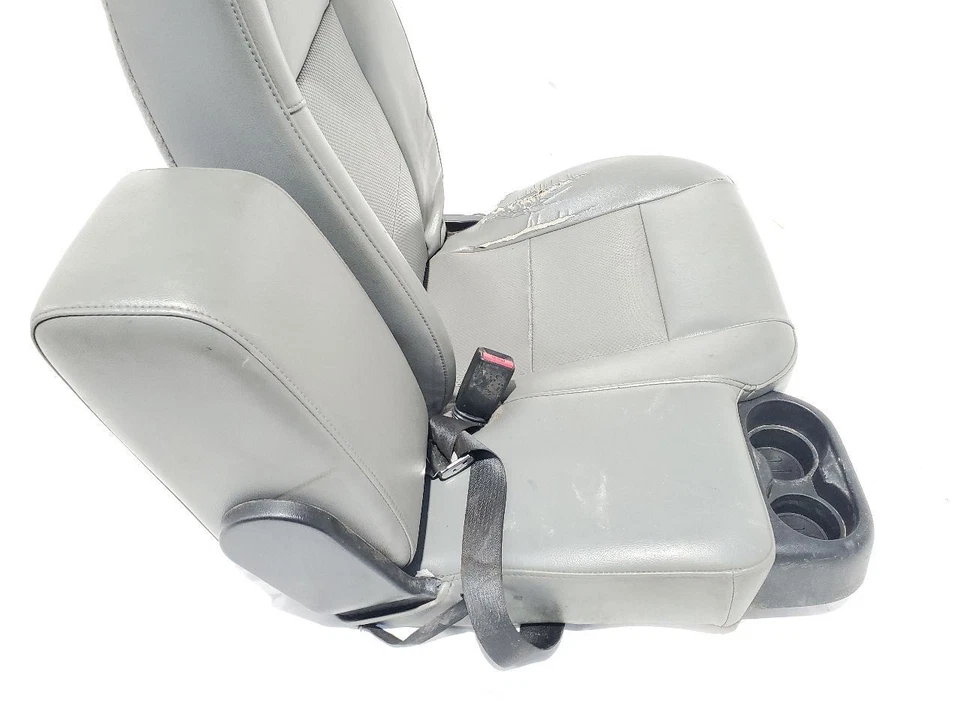 2007 2008 2009 Ford Ranger OEM Full Set Seats Vinyl Some Wear - Image 4 of 4