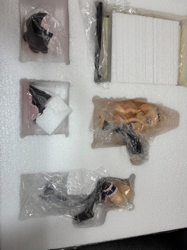 Amie Grand The Familiar Of Zero Louise Polystone 1/8 Scale Figure - Picture 3 of 3