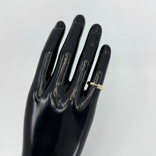 Tiffany & Co. Blue Sapphire Baguette Cut 18k Yellow Gold Three Stone Band Ring - Picture 9 of 9
