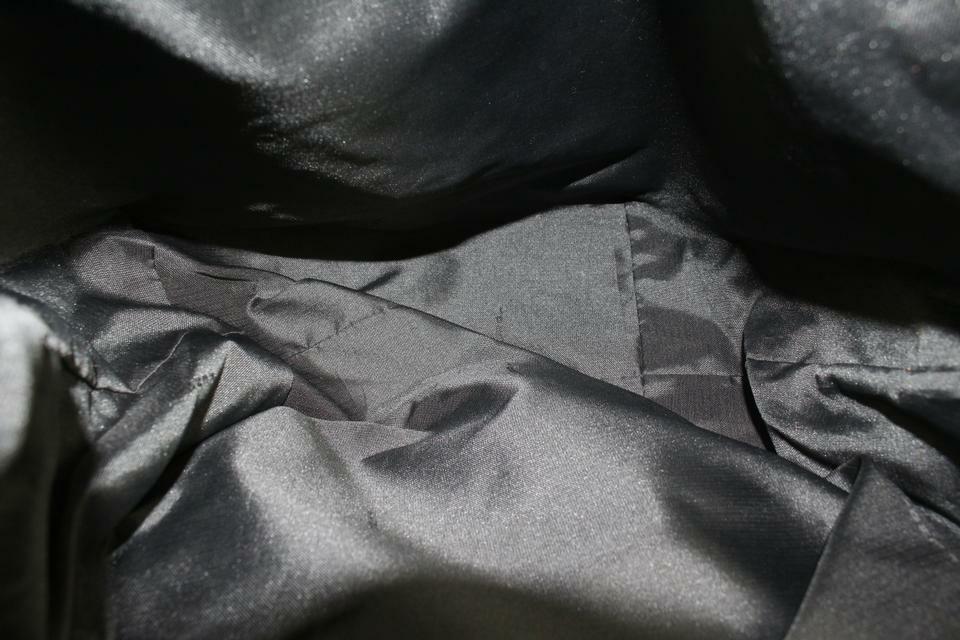 Picture 4 of 12