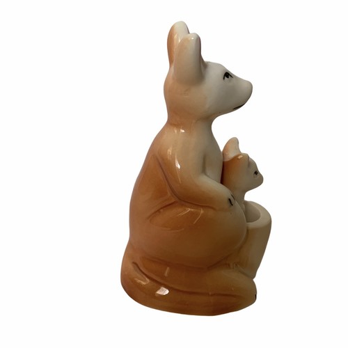 Vintage Ceramic Mom Kangaroo & Baby Joey Salt Pepper Shaker Set Made In Taiwan - Picture 2 of 12