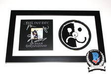 FALL OUT BOY BAND SIGNED FRAMED SO MUCH FOR STARDUST CD COVER ALBUM BECKETT COA FALL OUT BOY BAND SIGNED FRAMED SO MUCH FOR STARDUST CD COVER ALBUM BECKETT COA