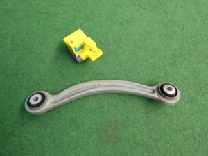 Original Mercedes W212 W213 W238 E-Klasse Zugstrebe hinten rechts A2043502206