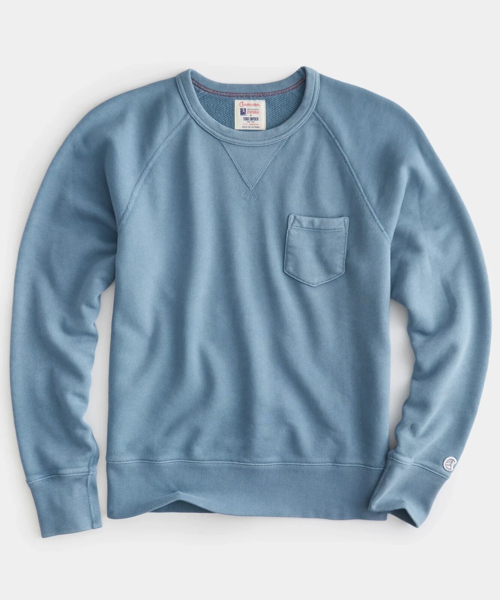 TODD SNYDER x CHAMPION SUN FADED MIDWEIGHT SWEATSHIRT in OIL BLUE