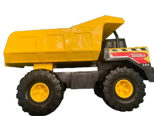 Tonka #354 Dump Truck Yellow Metal & Plastic Hasbro 2012, Clean Unused Condition