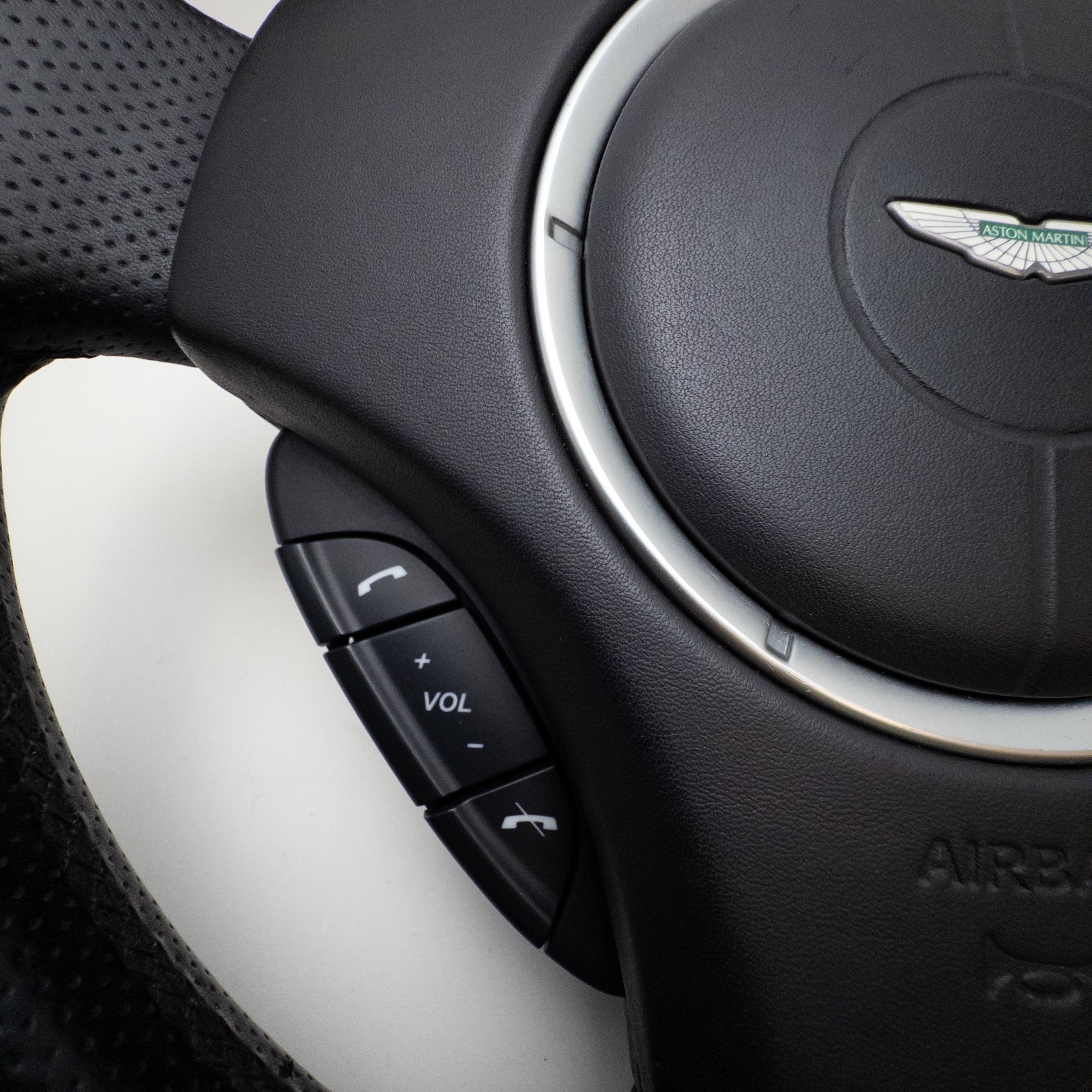 Aston Martin Vantage 2005-2012 Steering wheel