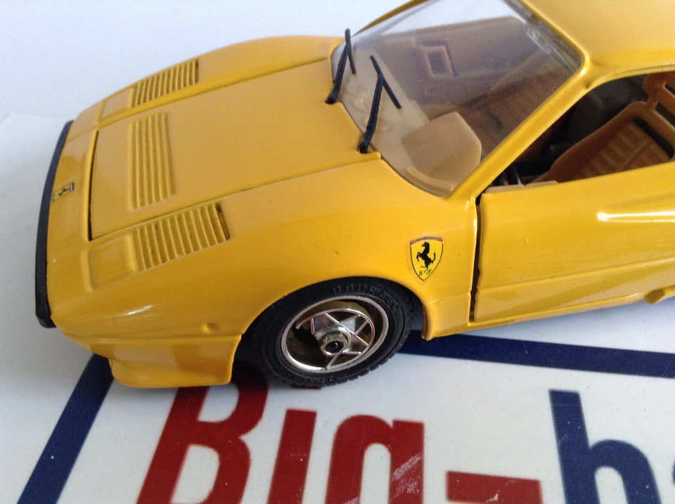 🔥Lot vintage🚗 BBURAGO FERRARI GTO 1984 1:24 🍂 OCCASIONE 🍂☕🏅💰 - Immagine 3 di 4