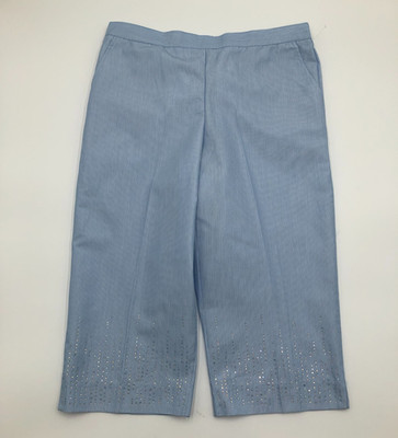 NEW Alfred Dunner Pull-On Elastic Waist Women's  long Short Light blue size 10P