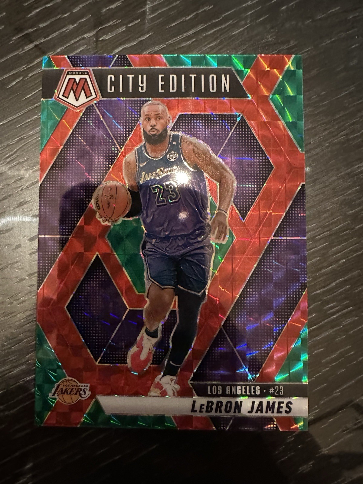 2024-25 Panini Mosaic LeBron James CHOICE Red and Green MOSAIC #286 Lakers SP