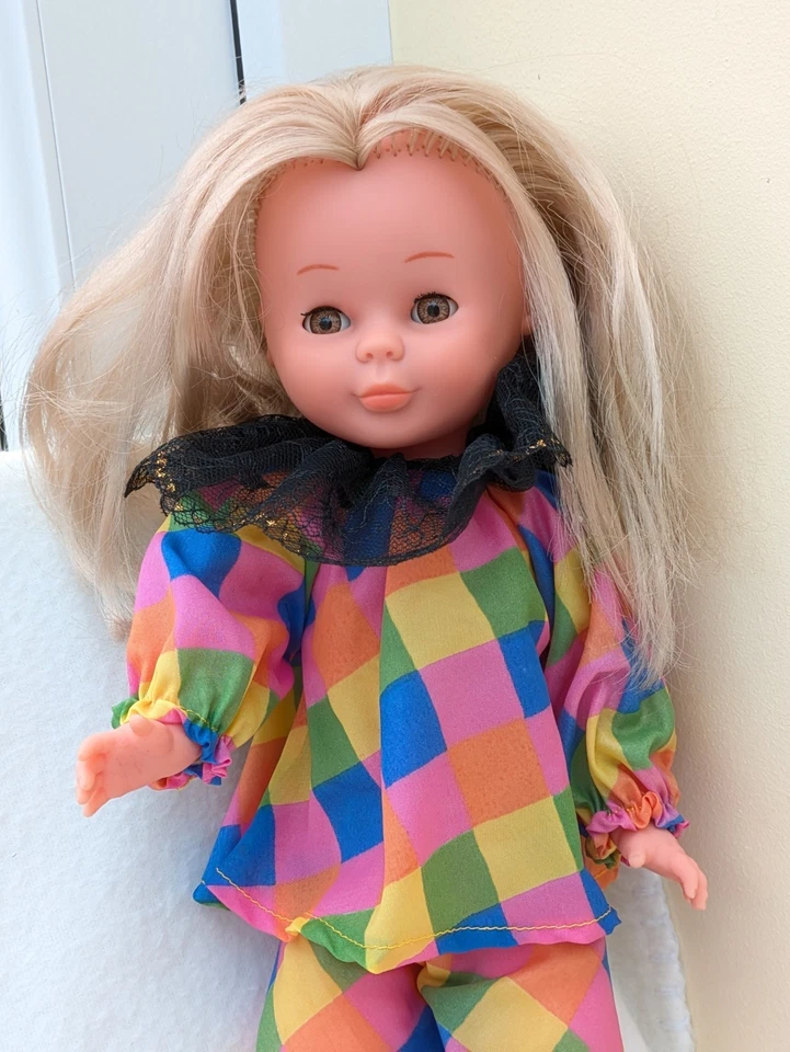 Винтажная старая испанская испанская кукла Famosa Nancy с карими глазами 16 дюймов - Изображение 2 из 4