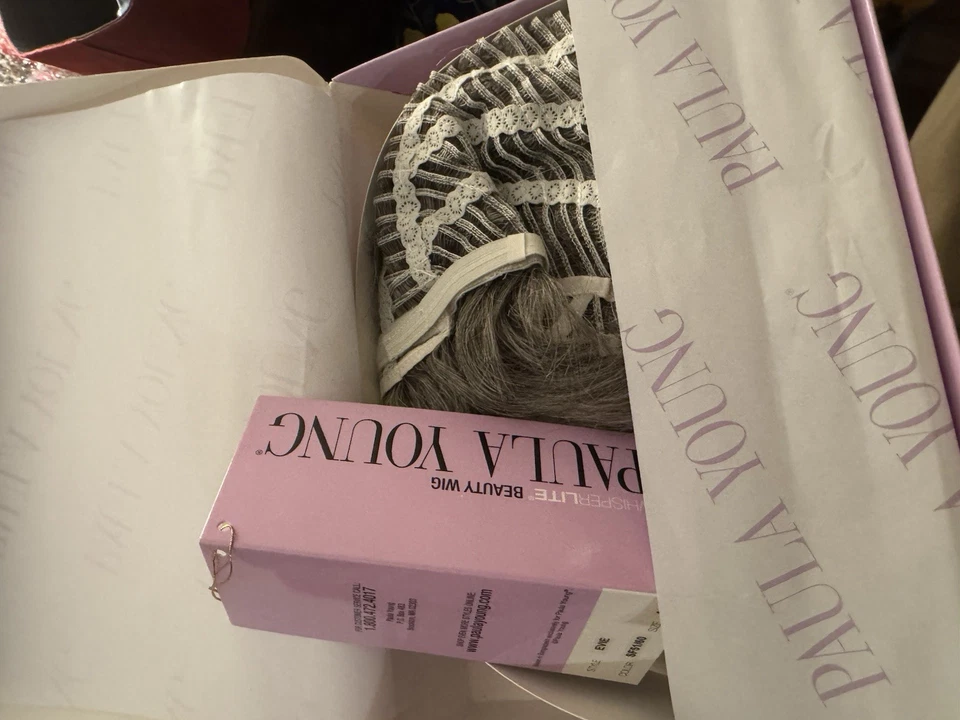 Peluca Paula Young EVIE SF51/60 Lote de 2 WhisperLite Pixie Capas Cortas NUEVA EN CAJA Foto 4 de 4