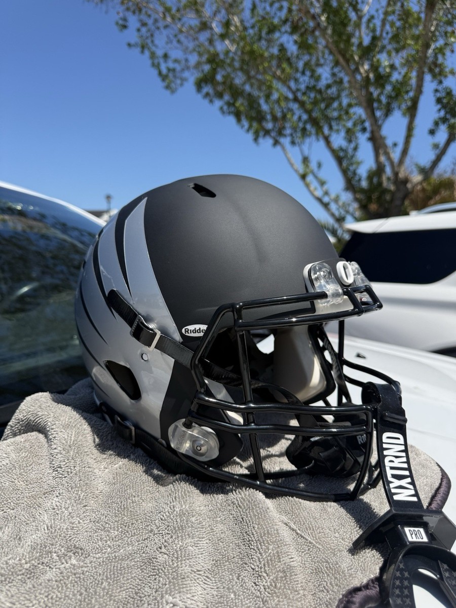 custom football helmet Fanz Collectibles the Tru Custom American Football Helmets -