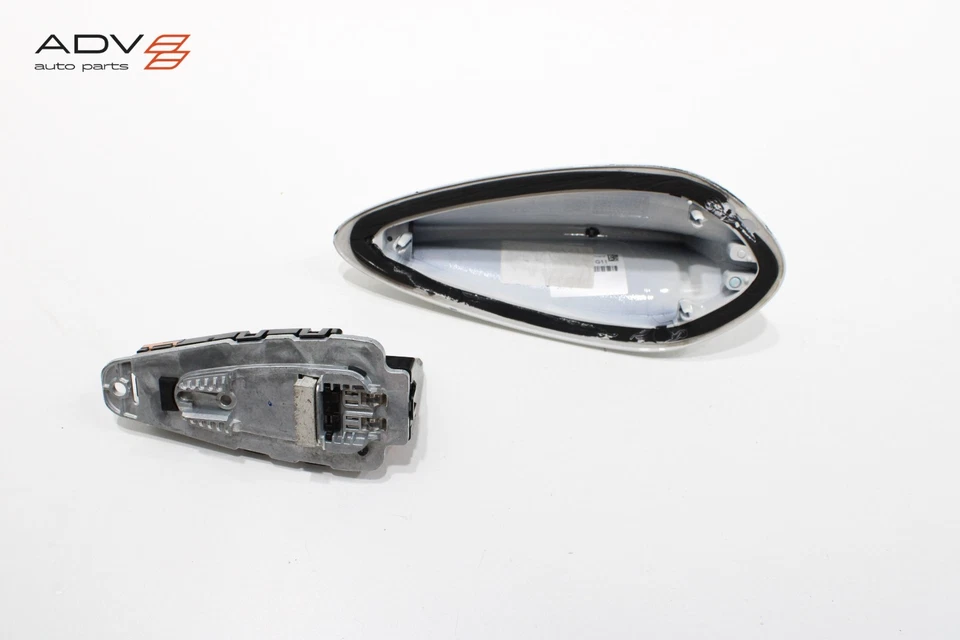 17-23 BMW M550i 540i 530i G30 ROOF EXTERIOR SHARK FIN ANTENNA MODULE & COVER OEM - Image 4 of 4