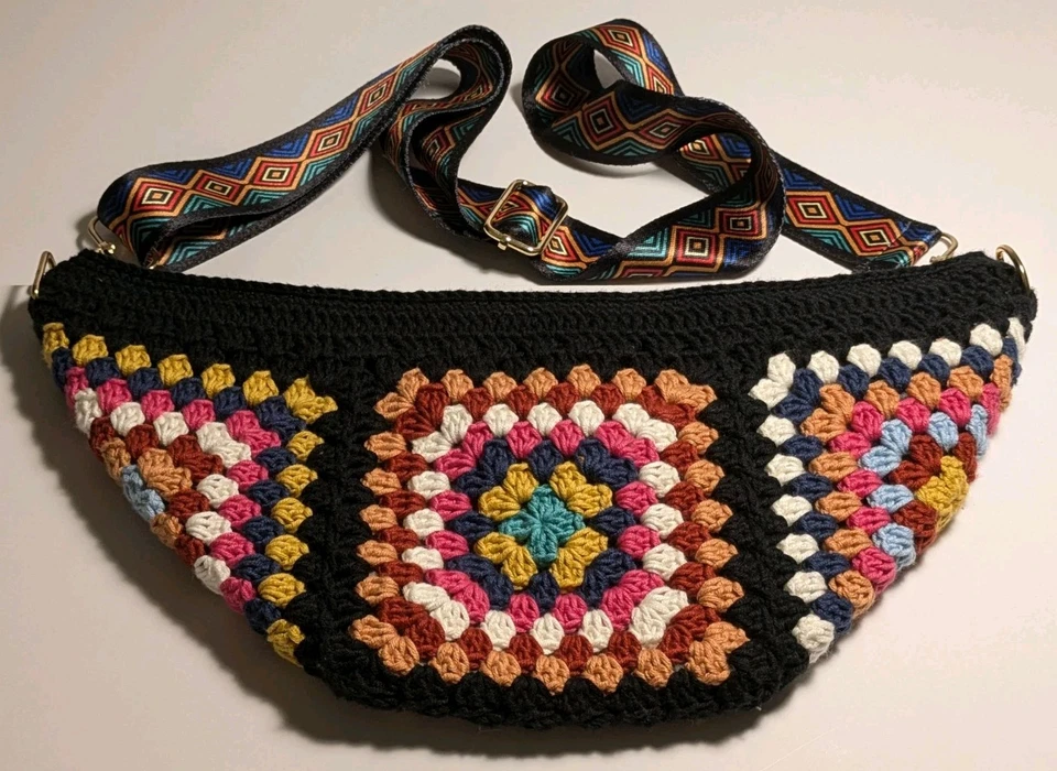 Riñonera/Hobo Bolso Cinturón Hecho a Mano Crochet Cuadrados, Nuevo Foto 3 de 4
