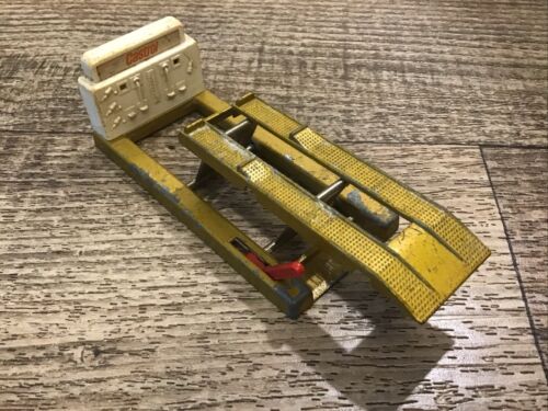 Vintage Matchbox Lesney Castrol Service Ramp - 1970 - Picture 12 of 14