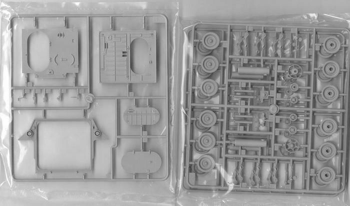 135 AAVC-7C1 Assault Amphibian Vehicle Command AFV Club 35S70 Plastic Model kit - Thumbnail 10