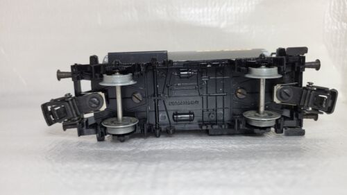 Marklin HO Scale 4645 Total Tank Truck (Total Wagon Citerne) NIB - Picture 3 of 4