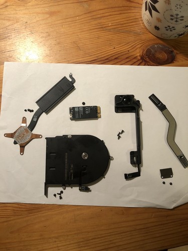 macbook Pro 13“ 2015 Ersatzteile Reparierkit: Lüfter, Lautsprecher, Kühler, Wifi