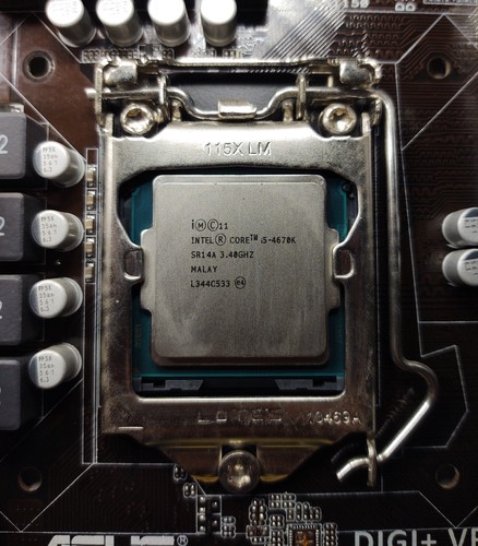 ASUS Z87-A LGA1150 motherboard W/ Intel Core i5-4670k CPU & 2X4 GB RAM - Picture 4 of 6