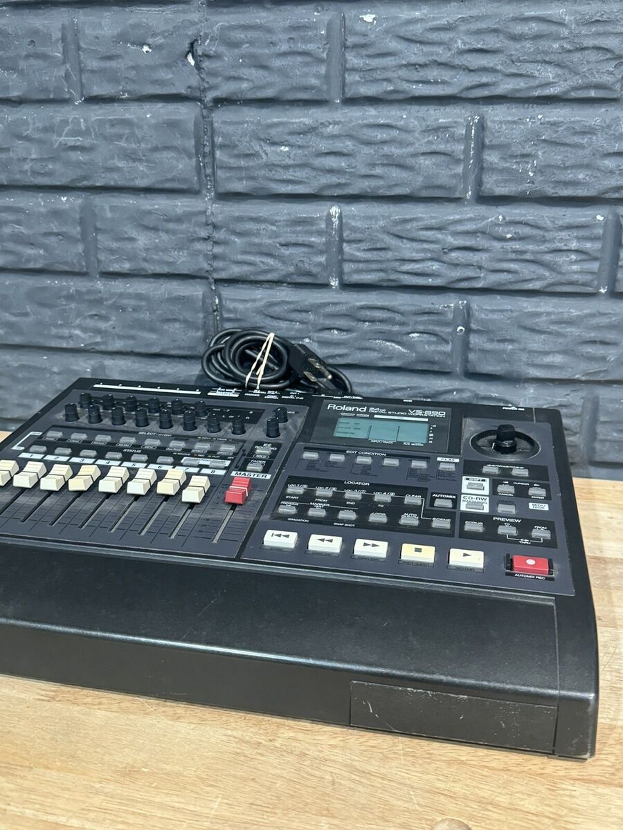 Roland VS-890 24-bit Digital Studio Workstation With Power Roland VS-890 24-bit Digital Studio Workstation With Power