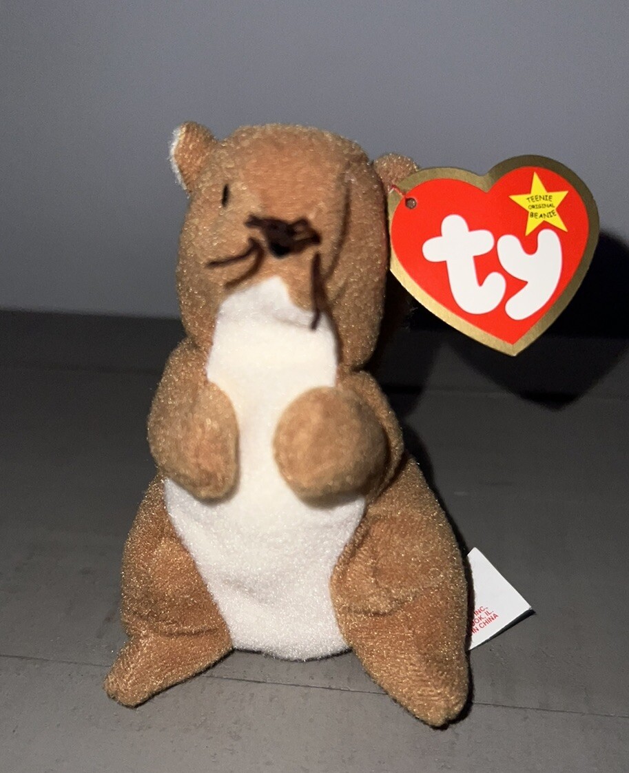 Ty Teenie Beanie Babies - 1993 Nuts The Squirrel RARE TAG
