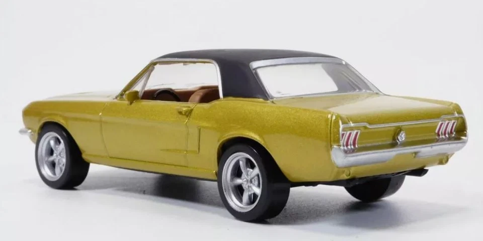 ,NOREV, FORD Mustang Coupe 1968 Oro - Jet-car, 1/43, NOREV270569 - Imagen 2 de 4