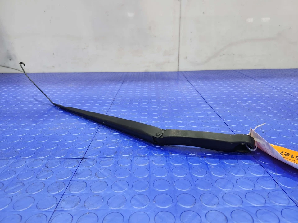 12-20 Dodge Grand Caravan Windshield Wiper Arm Right Passenger Side OEM - Image 3 of 4