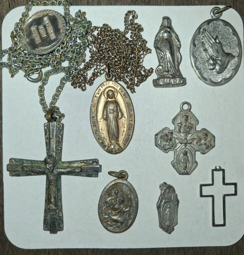 VINTAGE LOT of 8 RELIGIOUS MEDALS-PENDANTS-CRUCIFIX-St. figure-L@@K!