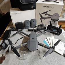 DJI Mavic Pro Fly More Combo Drone Extra Props with Carry Case 64gb SD Card VGC