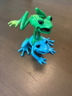 Leap Frog Kitty Critter blue and green frogs excellent / good condition
